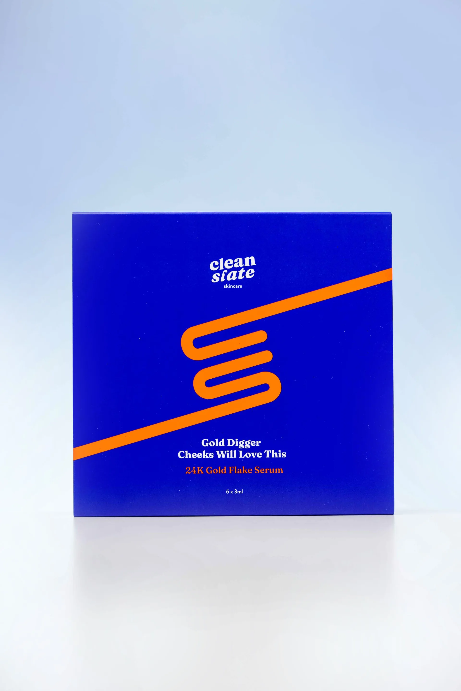 Gold Digger Cheeks Will Love This 24k Gold Flake Serum